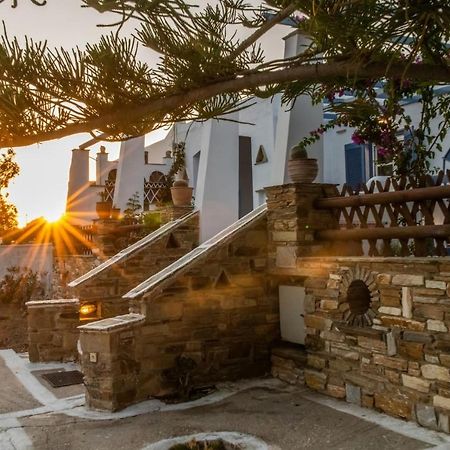 Ferienwohnung Θἔρως Tínos Exterior foto