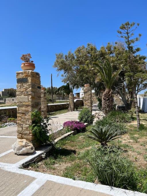 Ferienwohnung Θἔρως Tínos Exterior foto